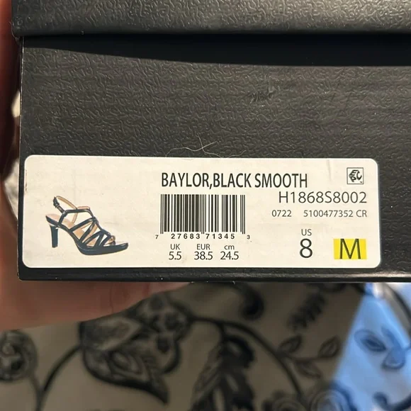 NIB Black Naturalizer Heeled Sandal - Picture 4 of 5